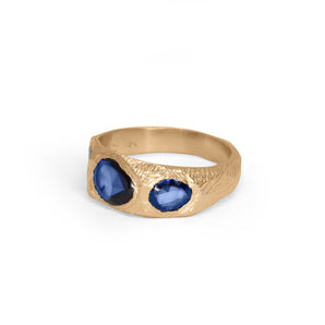 18K Three Stone Ring in Dark Blue Sapphires